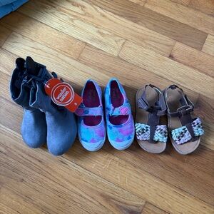 Girls shoe bundle size 8 like new